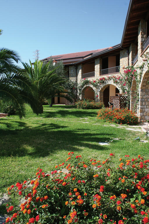 Residence Il Casale Palinuro Bagian luar foto